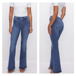 $98 Good American GA 3 (large) power stretch pull on slight flare jeans GLS478T